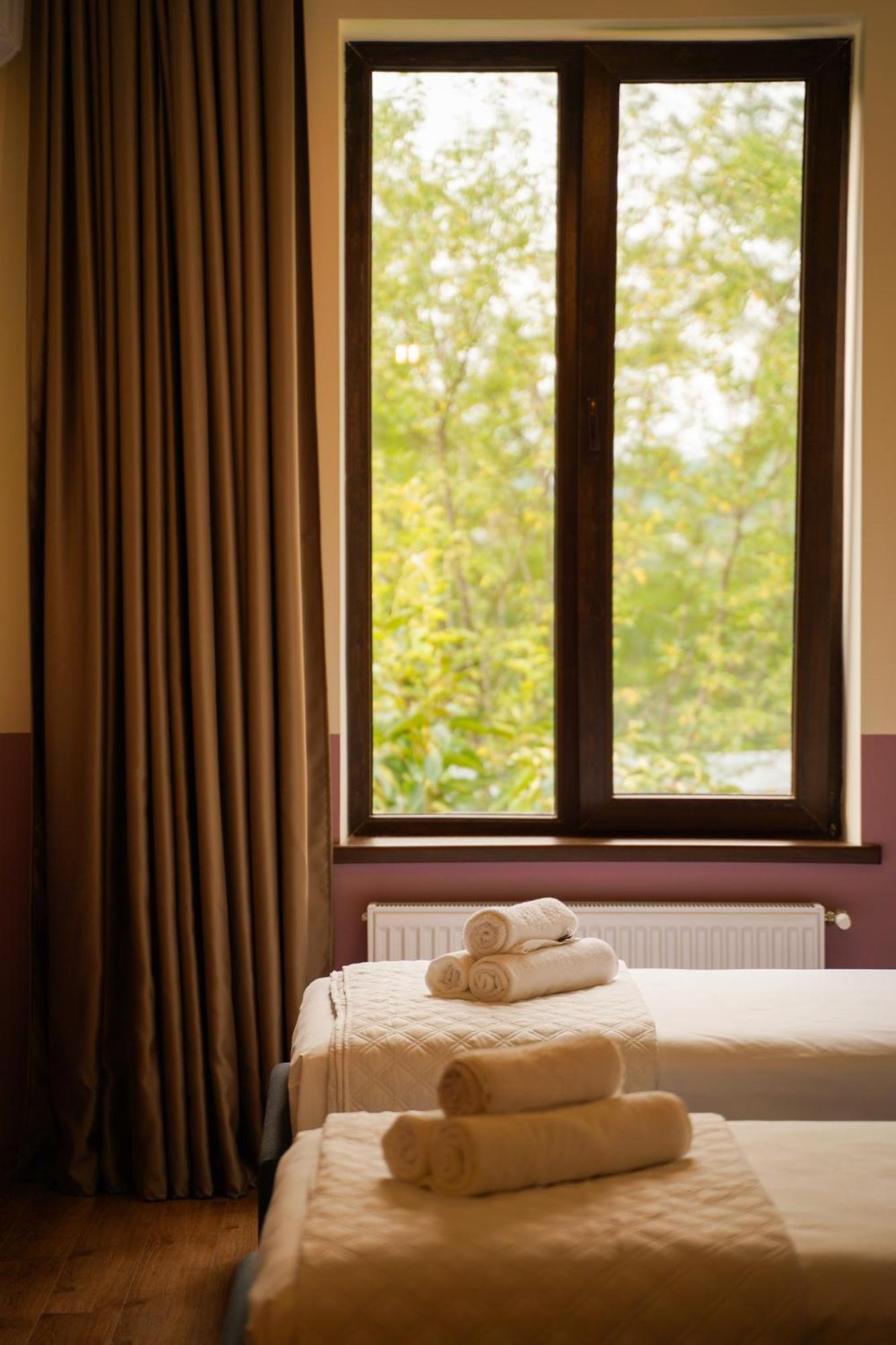 קוטאיסי Dro Hotel מראה חיצוני תמונה